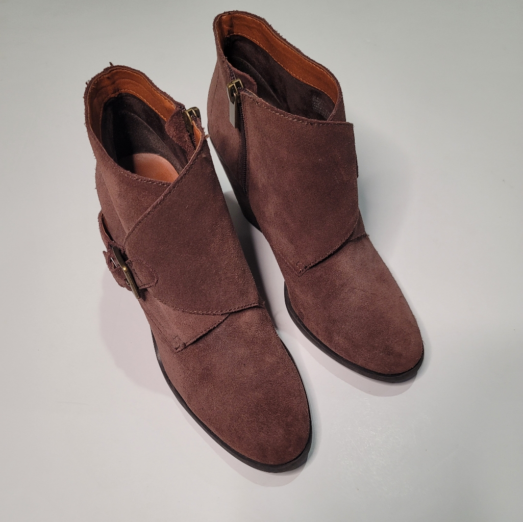 Lucky Brand Booties Size 9